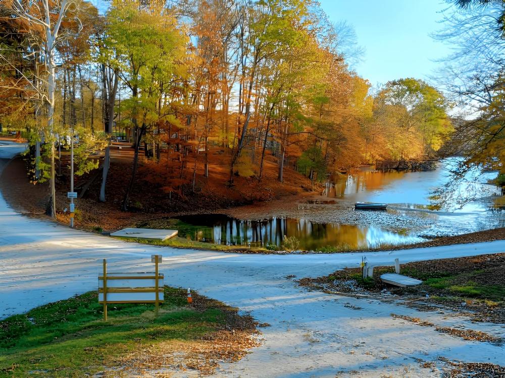 Lake view at Bill Monroe Memorial Music Park & Campground