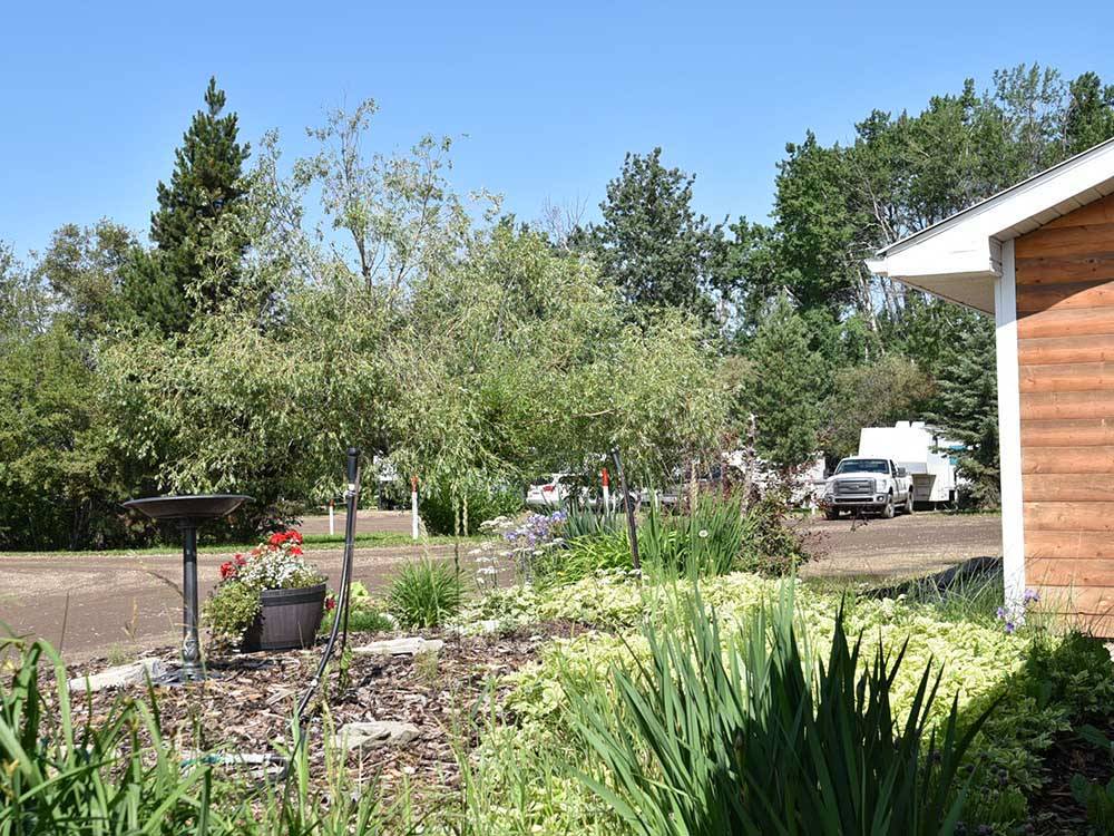 Landscaped area on property at COUNTRY ROADS RV PARK