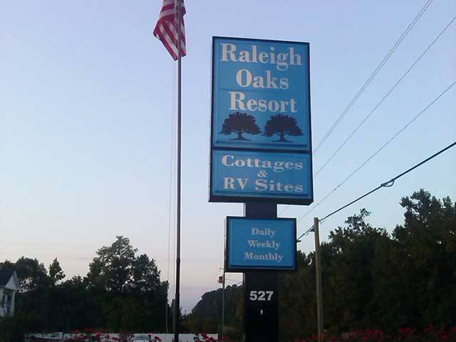 Raleigh Oaks RV Resort & Cottages