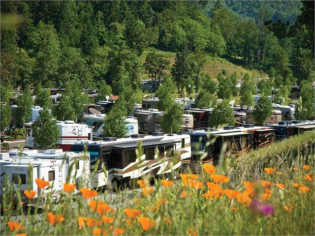 Welcome to Seven Feathers - southern Oregon's 10/10/10 rated Good Sam RV Resort 