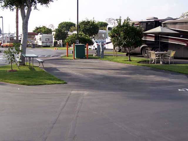 south-coast-plaza - Orangeland RV Park