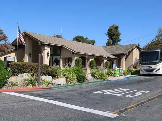 Bonelli Bluffs RV Resort & Campground