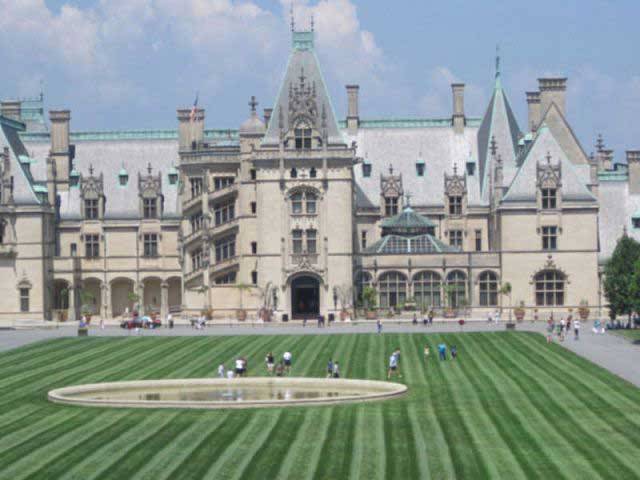 The magnificent Biltmore Mansion is near by. We have discount tickets.