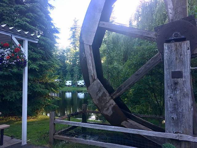 The iconic waterwheel welcomes guests