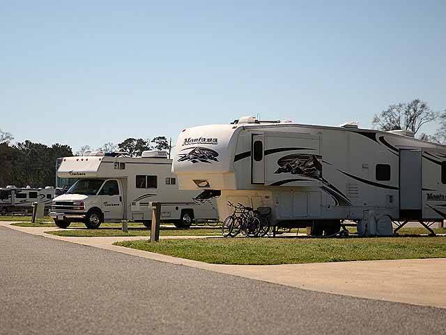 Coushatta Luxury RV Resort at Red Shoes Park
