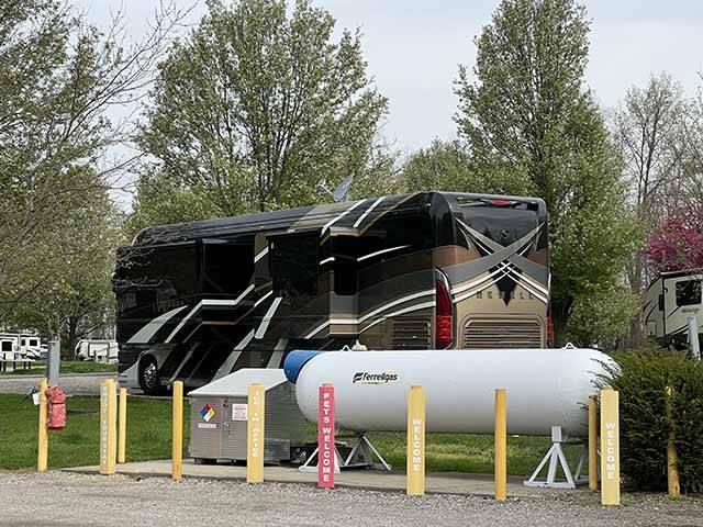 Convenient propane filling station