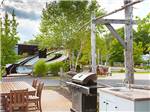 Outdoor kitchen area - thumbnail