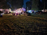 Sites at night Gotta Getaway RV Park - thumbnail