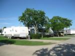 Trailers parked at site Bay RV Park - thumbnail