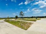 Sites with tables at Roundbunch Bayou RV Resort - thumbnail