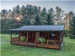 A small cabin - thumbnail