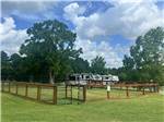 The enclosed dog run - thumbnail