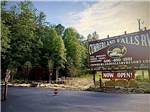 The sign at the entrance of the park - thumbnail
