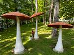 Giant mushroom sculptures - thumbnail