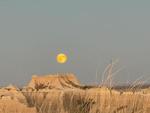 The full moon over the Badlands - thumbnail