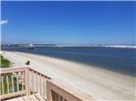 The shore - thumbnail