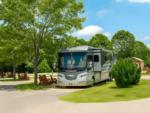 RV parked at site Sun Retreats Horn Lake - thumbnail
