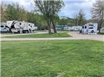 RVs parked in sites - thumbnail
