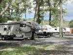 RVs in gravel sites - thumbnail