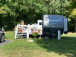 Parked trailer with patio at Kampvilla RV Park - thumbnail