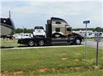 Truck towing fifth wheel at PARKVIEW RV PARK - thumbnail