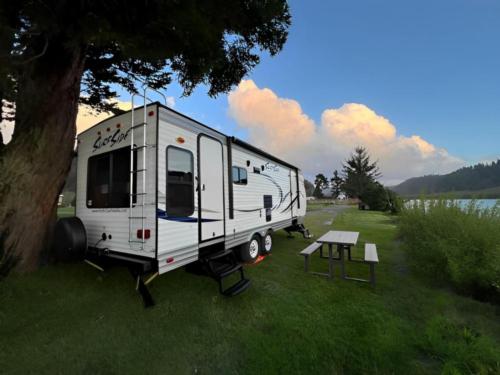 Parked trailer at site Chinook RV Resort