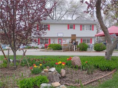 The registration building at CAMP A WAY RV PARK