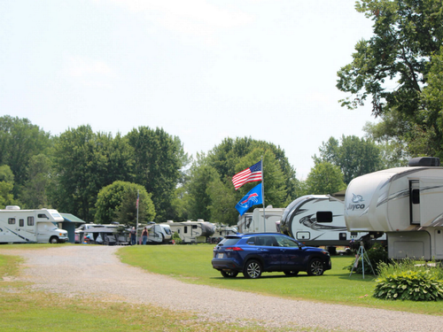 Grassy sites at Riverbend East