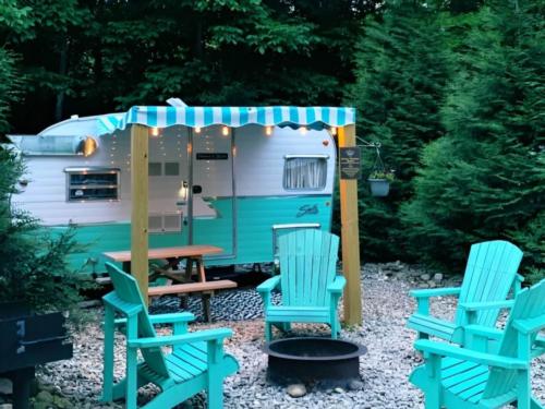 Vintage trailers and matching chairs