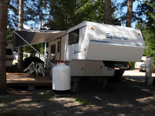 Trailer parked in a site