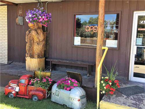 General Store at campground at GREEN RIVER RV PARK