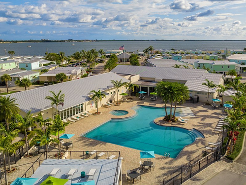 Pool overview at Ocean Breeze Resort