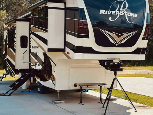 Close up of a trailer at Rio RV Park