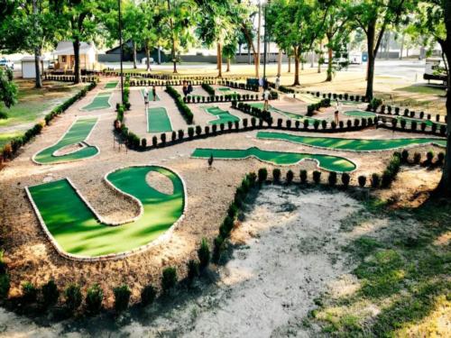 Miniature golf course