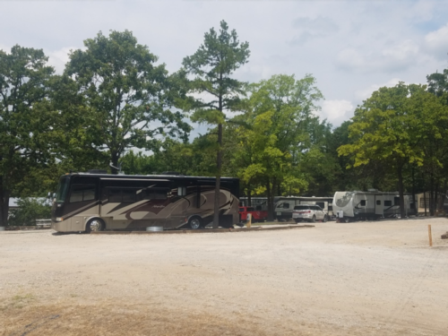 Gravel sites at Viola RV Park