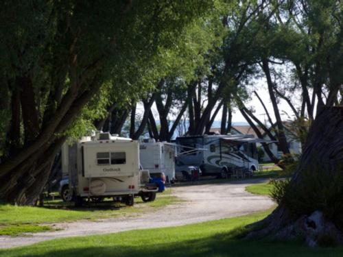 Jolley Camper RV and Cottages