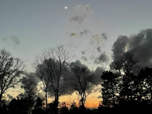 Sun setting at site Yeary Valley Farms