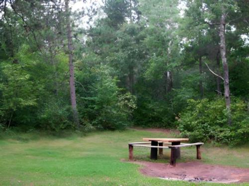 Panic table at site Thornton's Rafting Resort and Campground