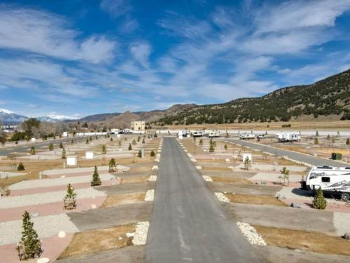 Open RV spaces at site Salida RV Resort