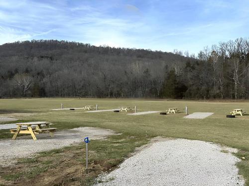 Picnic table at Kingston Trails RV Park