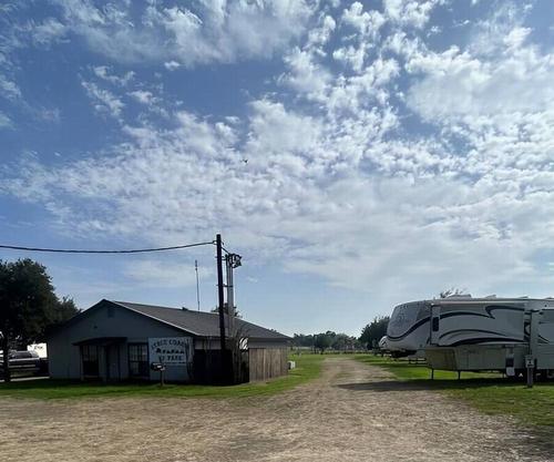 Sunny day at Stagecoach RV Park