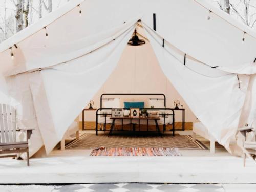 Open look at the glamping tent at Timberline Glamping at Lake Lanier - Shady Grove