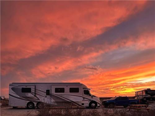 Motorhome at sunset at Mountain View RV Park