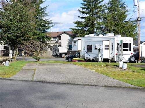Bryn Mawr Beach RV Park