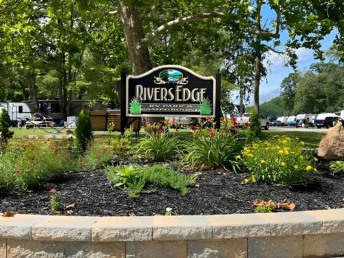 Rivers Edge RV Park & Campground