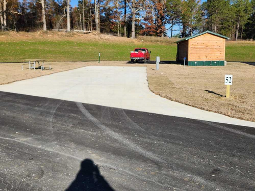 Picnic site at site Serenity RV Park
