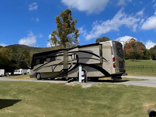 RV site at Foxfire of Murphy RV Park