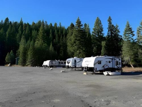 RVs in sites