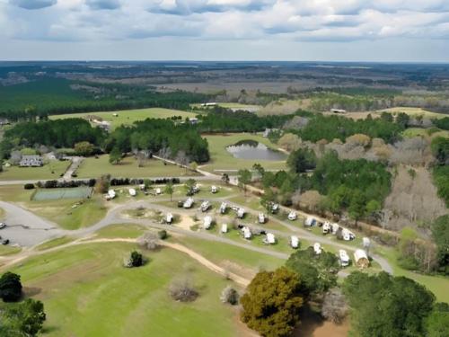 Wanee Lake Golf & RV Park