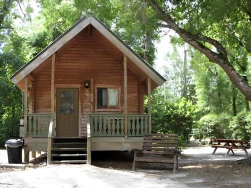 Cabin at site Suwannee River Rendezvous Resort & Campground